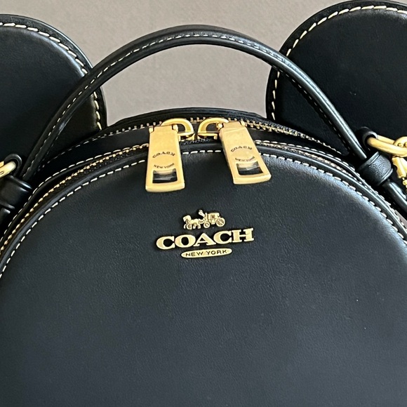 💰SOLD - CM194- Disney X Coach Mickey Mouse Ear Bag - Picture 2 of 13